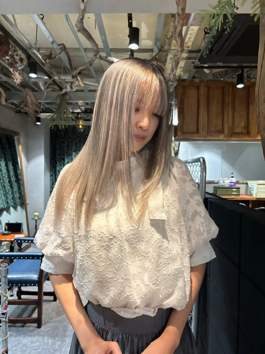 セミロング カラー トリートメント カット ヘアカラー 縮毛矯正 トリートメント ravens代表 ヒロムのヘアスタイル