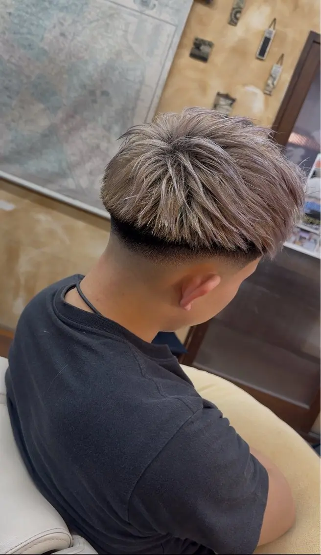 ミディアム メンズ フェードカット 上田 結心のヘアスタイル