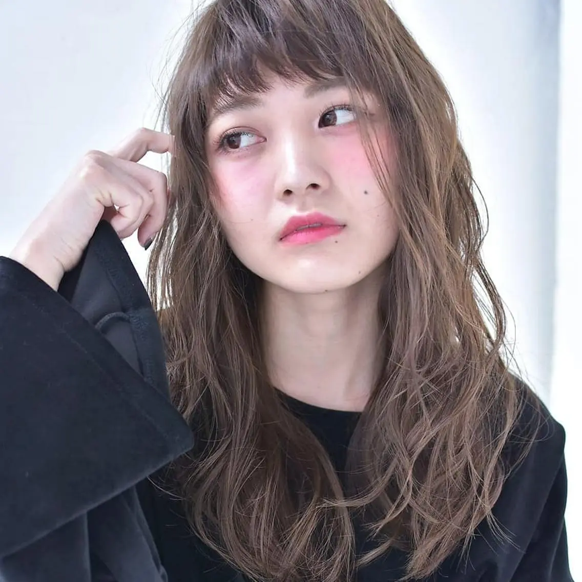 ロング カラー ブリーチ ハイライトカラー ハイライト 竹内啓太 ボブのヘアスタイル