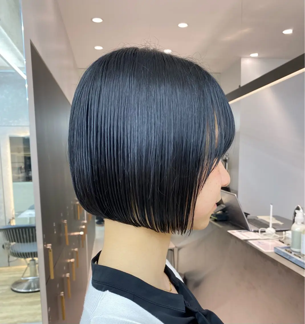 ショート カラー ボブ 髪質改善縮毛矯正 ボブレイヤーRINAのヘアスタイル