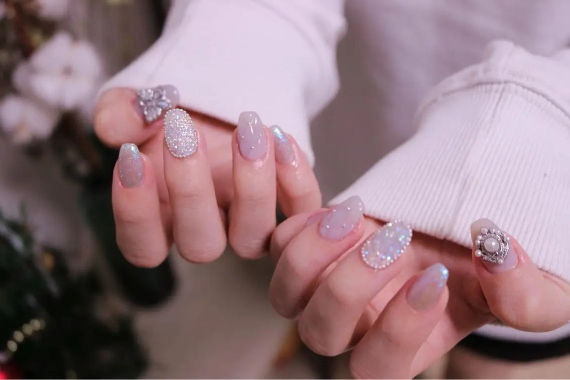 ネイル オーロラネイル 長さ出し ジェルネイル 韓国ネイル 持ち込み ハンドネイル MH Nailのネイルデザイン