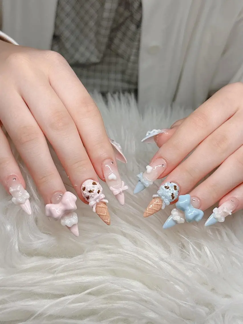 ネイル Lee Nailsのネイルデザイン
