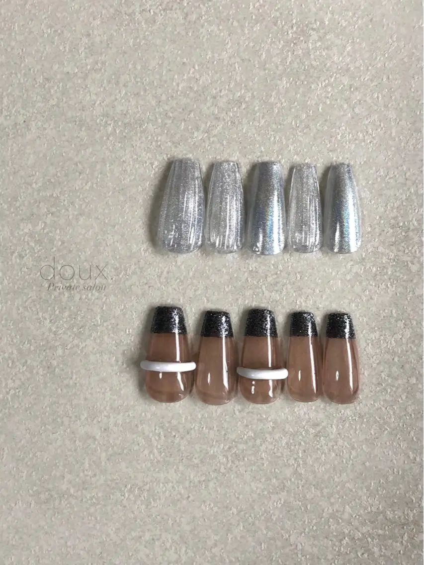 ネイル オーロラネイル キラキラネイル 韓国ネイル ニュアンスネイル 夏ネイル ハンドネイル doux. nailのネイルデザイン
