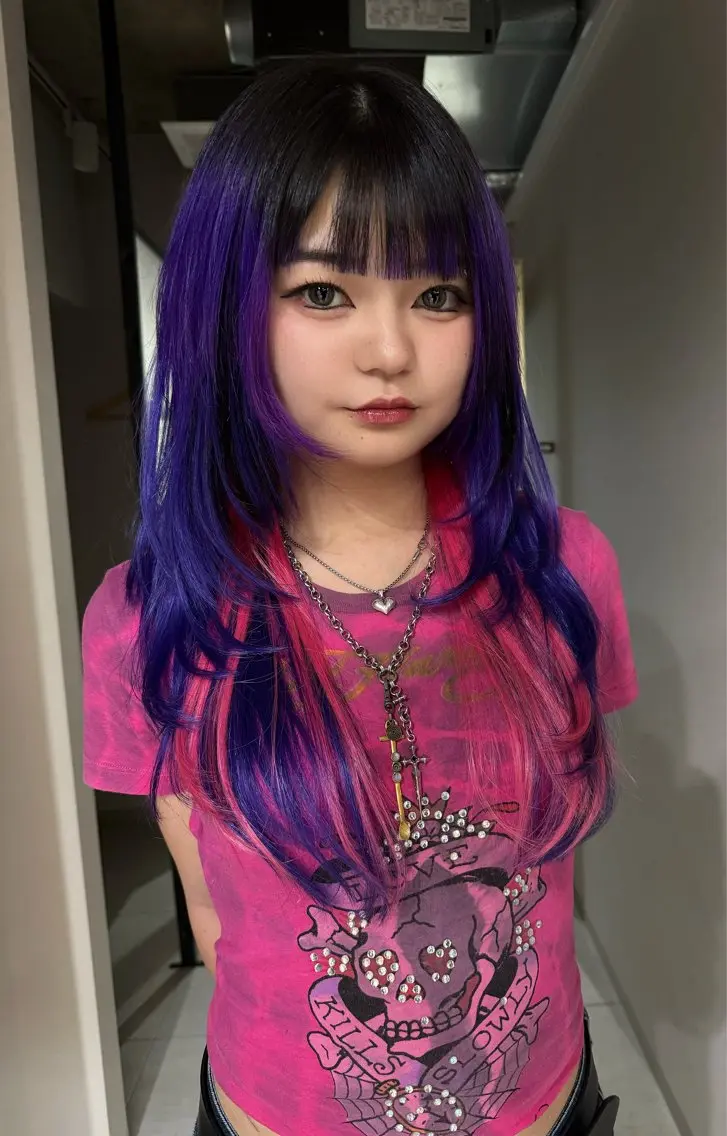 セミロング エクステ ハッシュカット レイヤーカット カット ヘアカラー エクステ TAIRA横浜ウルフ 🐺デザインカラーのヘアスタイル