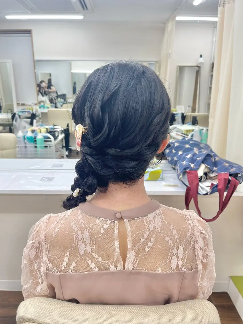 セミロング ヘアアレンジ 結婚式・ブライダル ヘアセット YUMEYAKATA 五条店のヘアスタイル