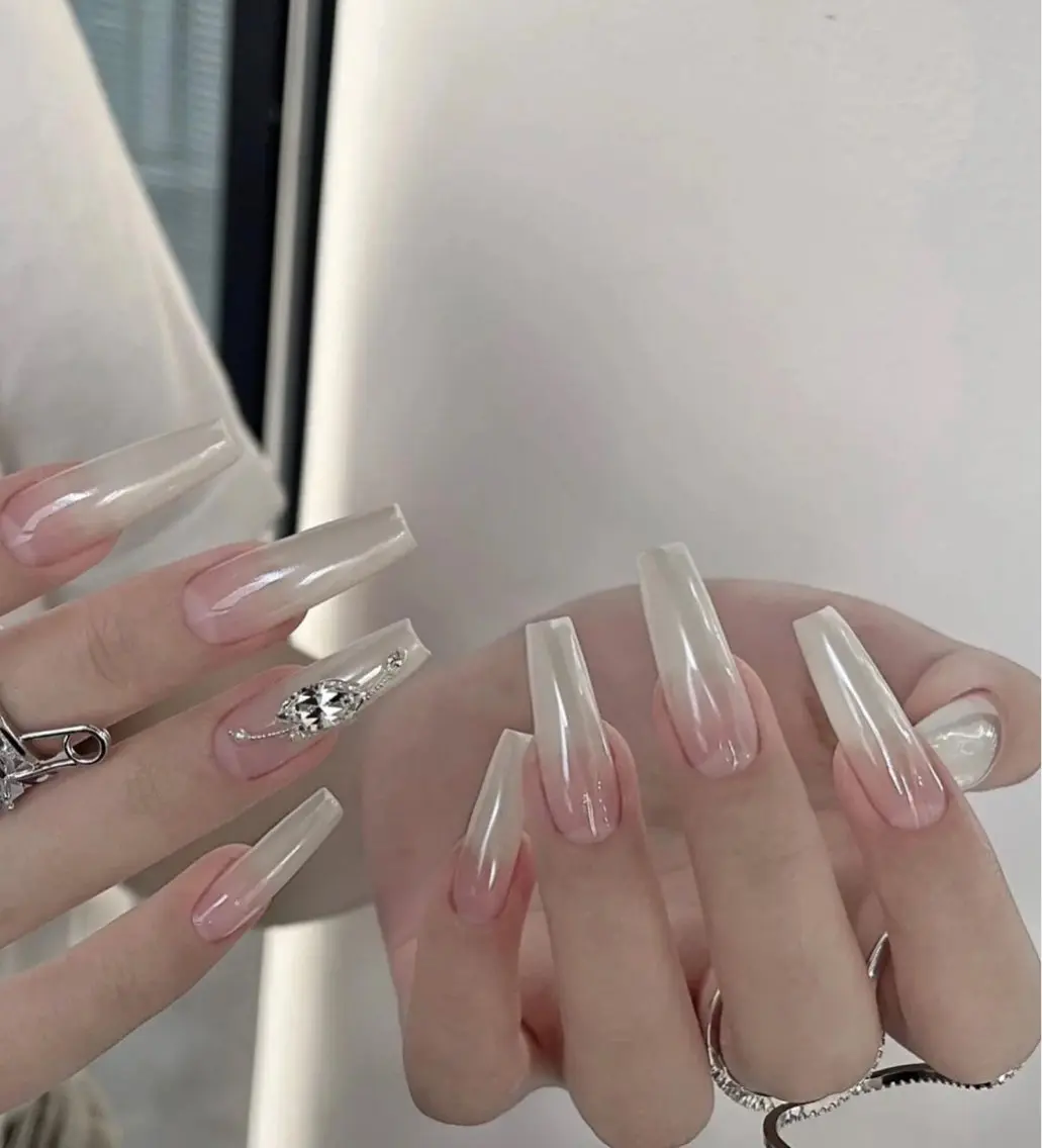 ネイル Tagi Nail 銀座店のネイルデザイン