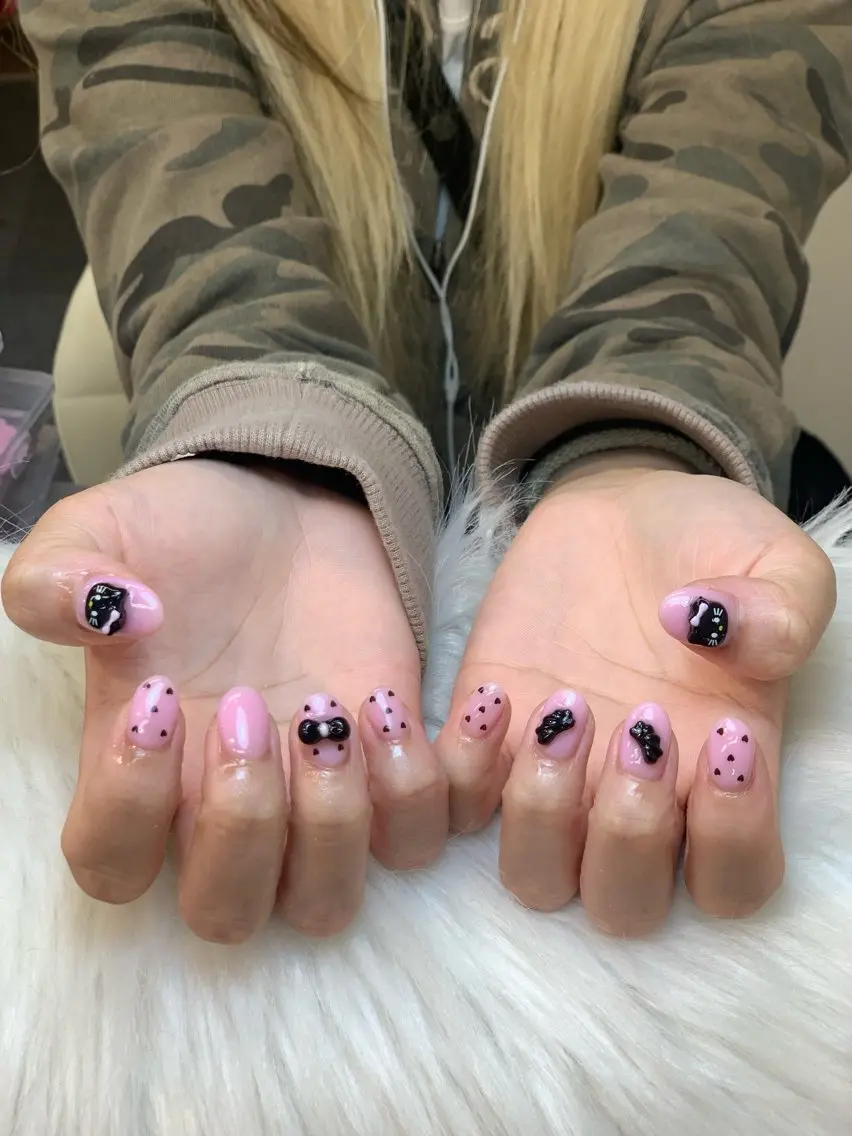 ネイル アートネイル 長さ出し ジェルネイル マグネットネイル ニュアンスネイル ハンドネイル Cloudy Chan 歌舞伎町のネイルデザイン