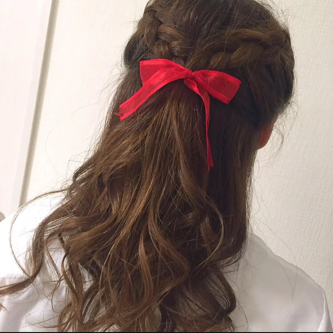 ロング ヘアアレンジ ハーフアップ chakura めいのヘアスタイル