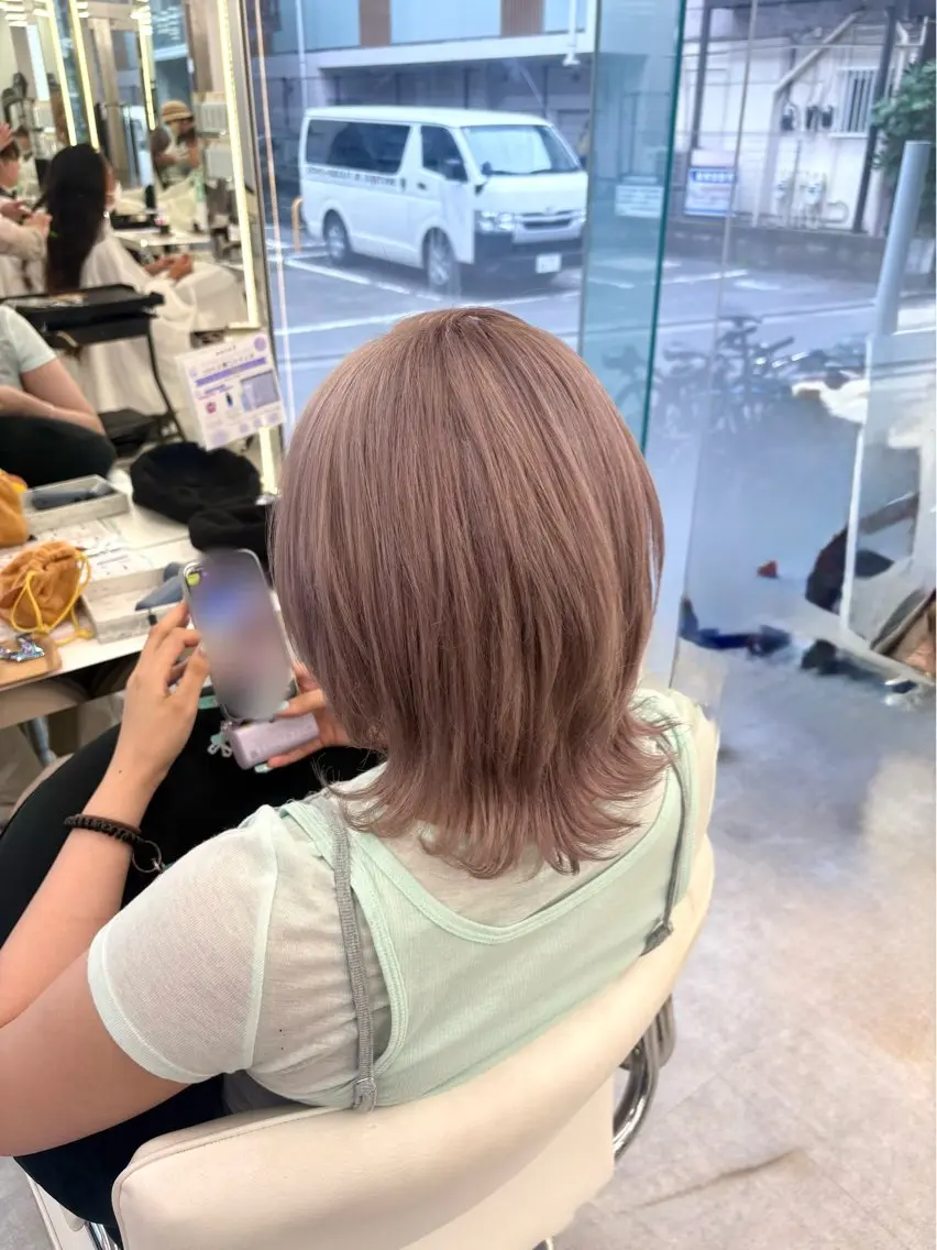 カラー ヘアカラー ハイトーン🌈レイヤ ー🎀りこぴんのヘアスタイル