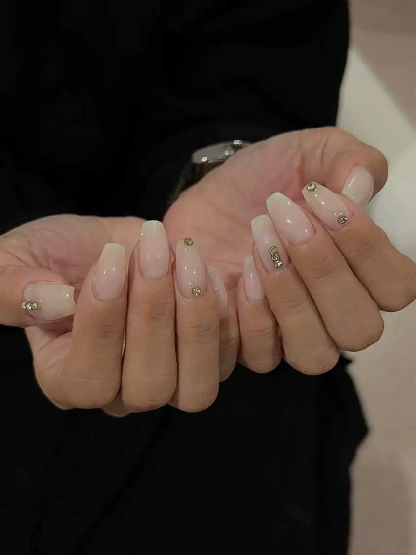 ネイル ハンドネイル ハンドケア Nail salon K　momoのネイルデザイン