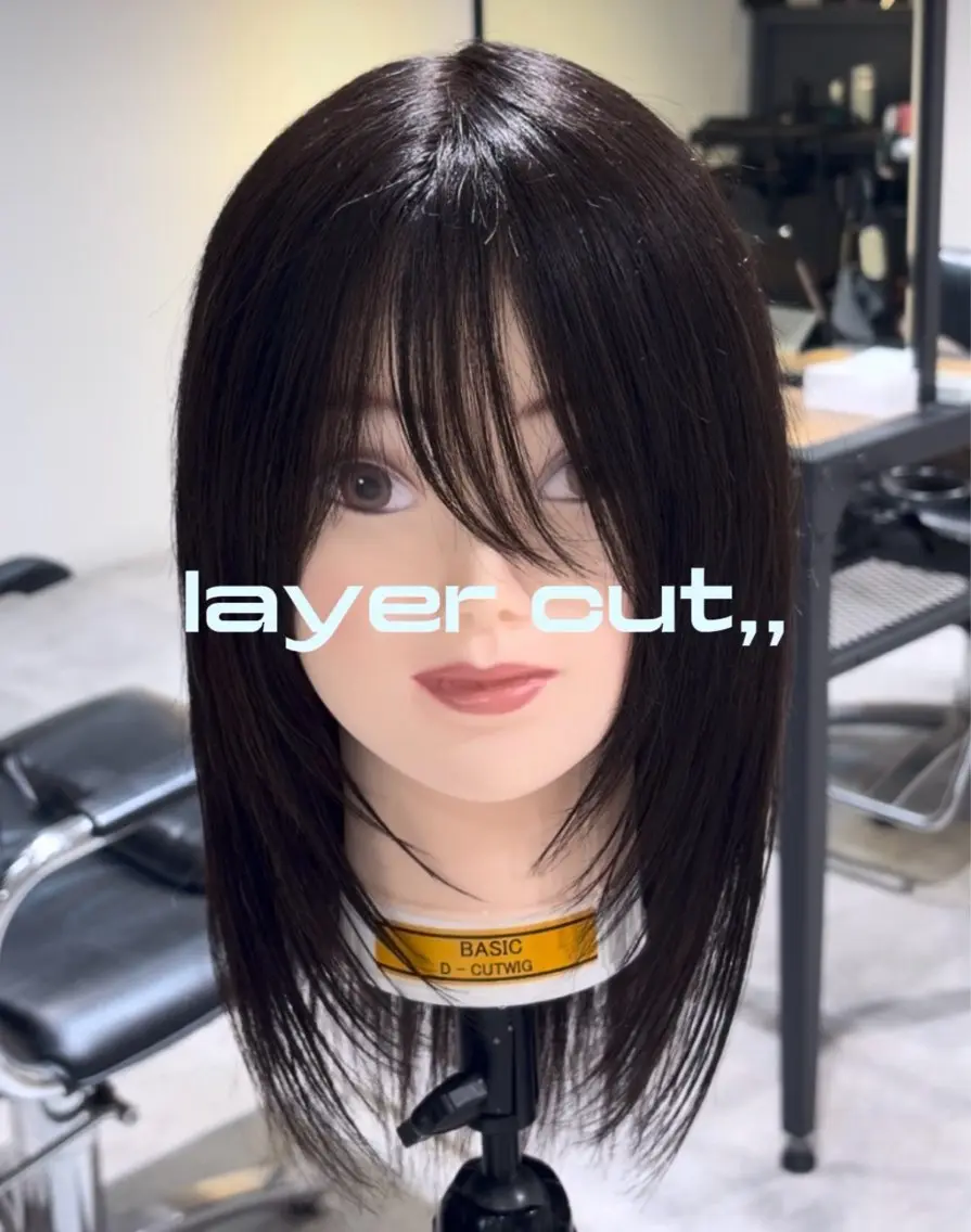 ロング 真下 瑞歩のヘアスタイル