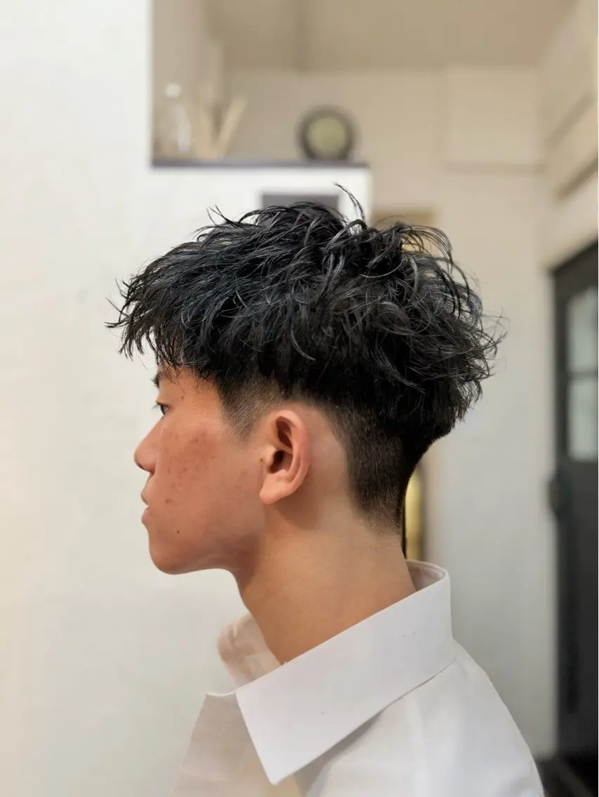 ショート パーマ メンズ メンズパーマ ショートヘア カット パーマ トリートメント メンズ/スパイキー ショート/isseyのヘアスタイル
