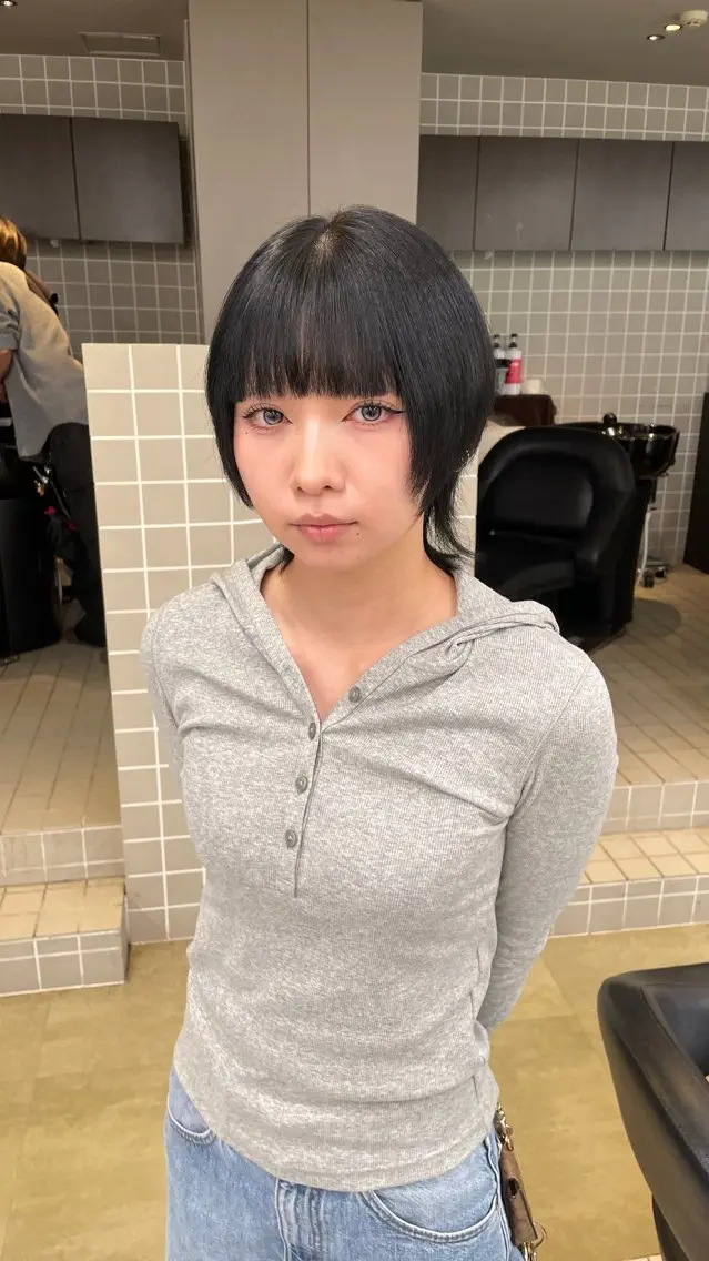 カラー ヘアカラー 🖤韓国暗髪 |透明感カラー ゆりのヘアスタイル