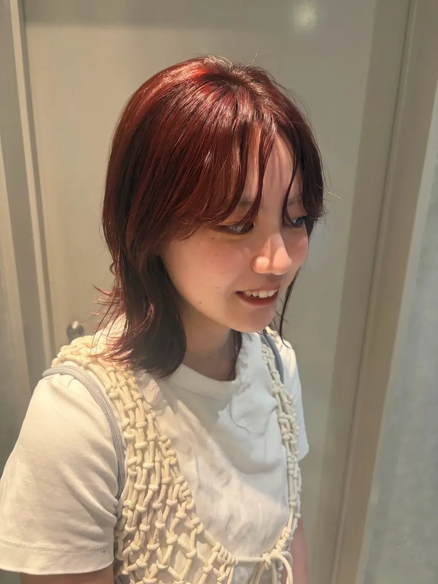 ミディアム カット ヘアカラー kurune chikaのヘアスタイル