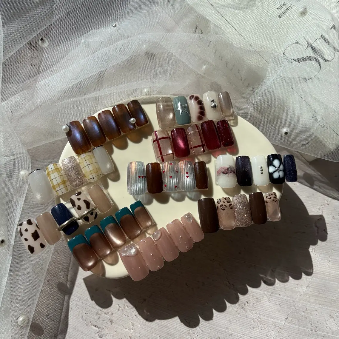 ネイル Lana Nail 🤍Kirariのネイルデザイン