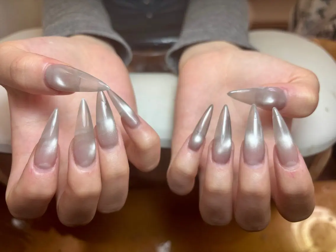 ネイル アートネイル オーロラネイル チークネイル 長さ出し フレンチネイル ハンドネイル ハンドケア Yumi Nail Seiのネイルデザイン
