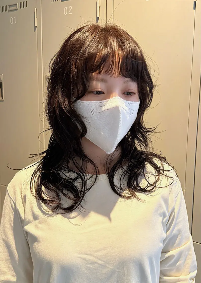 ミディアム パーマ ミディアムパーマ レイヤーカット カット パーマ トリートメント コバヤシ マヒロ🎀のヘアスタイル