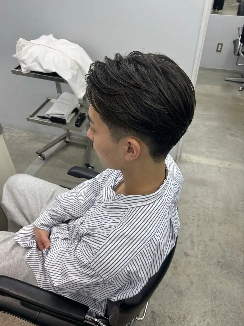 メンズ 縮毛矯正🫧透明感 カラー メンズカットのヘアスタイル