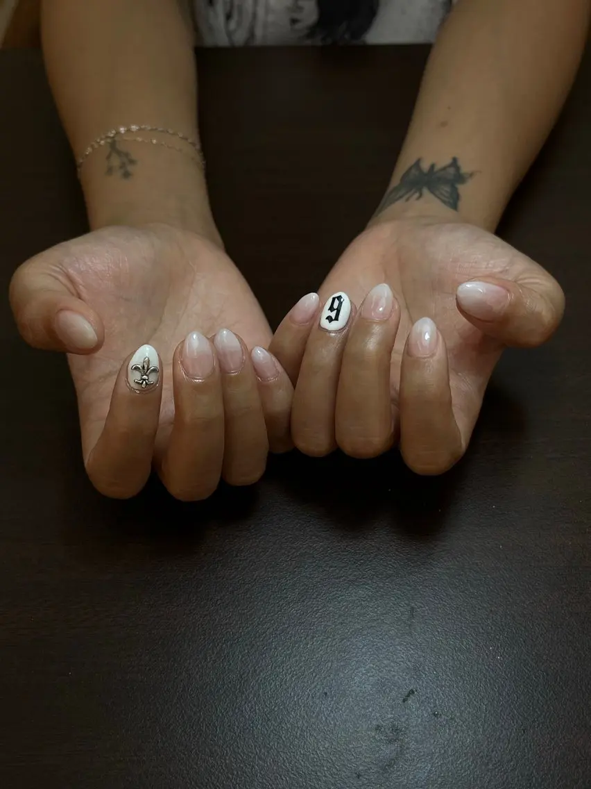 ネイル ハンドネイル フットネイル nail salon elのネイルデザイン