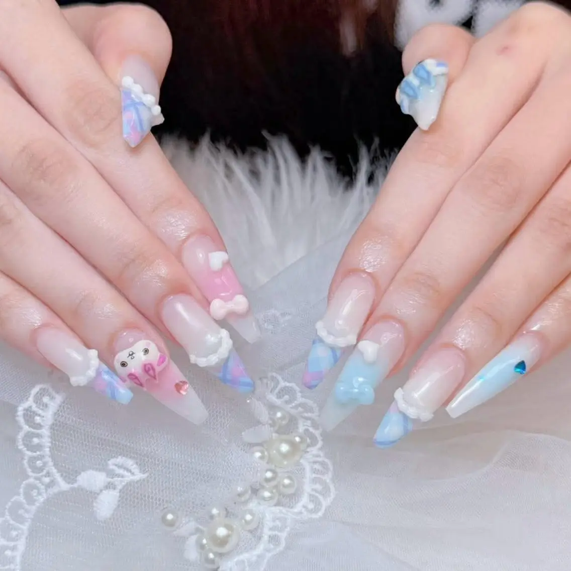 ネイル ハンドネイル ハンドケア Anh Nail 歌舞伎町のネイルデザイン