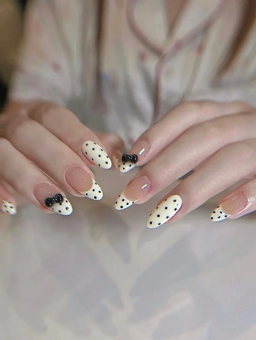 ネイル チークネイル フットネイル フレンチネイル グラデーション 韓国ネイル YUKI NAILのネイルデザイン