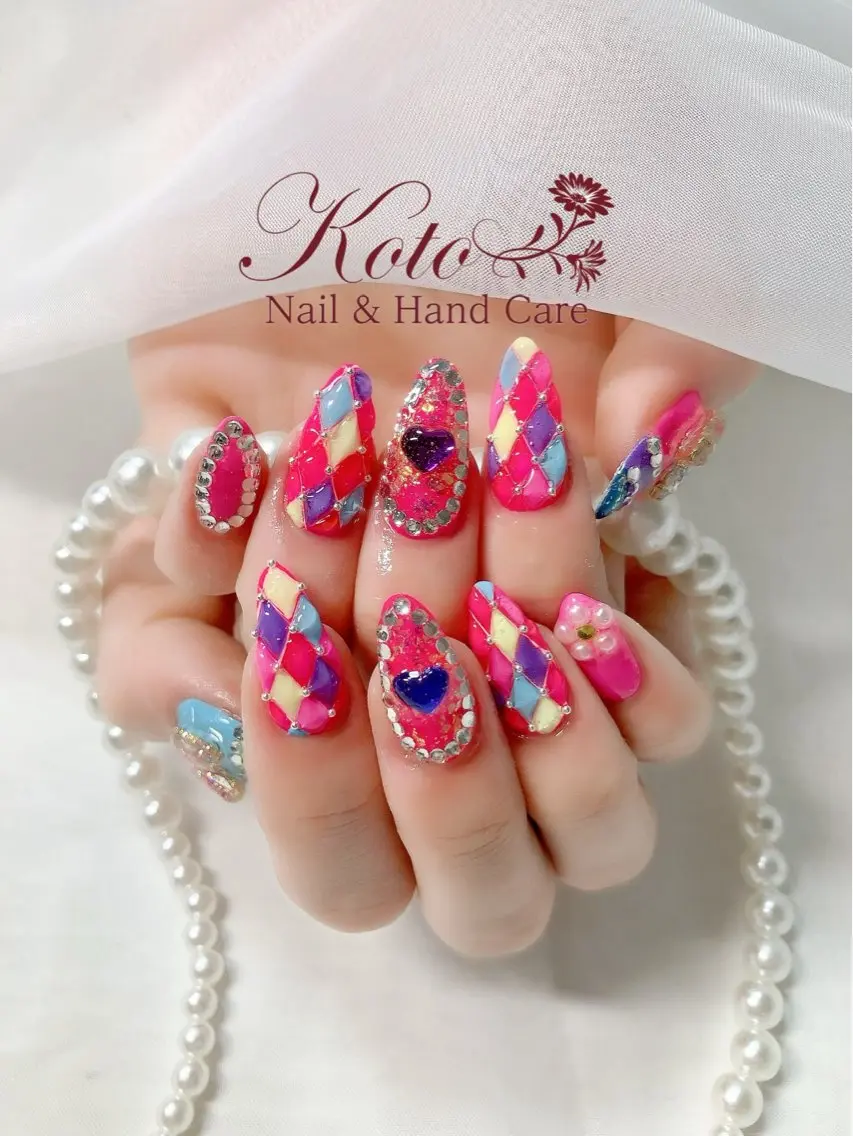 ネイル 長さ出し ジェルネイル 持ち込み ニュアンスネイル 赤色 ハンドネイル Nail Salon KOTOのネイルデザイン