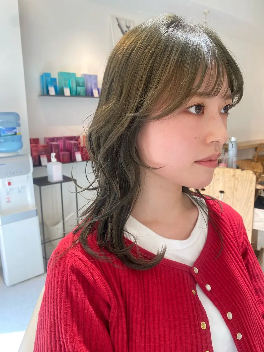 ミディアム カラー カット ヘアカラー トリートメント 安永 涼のヘアスタイル