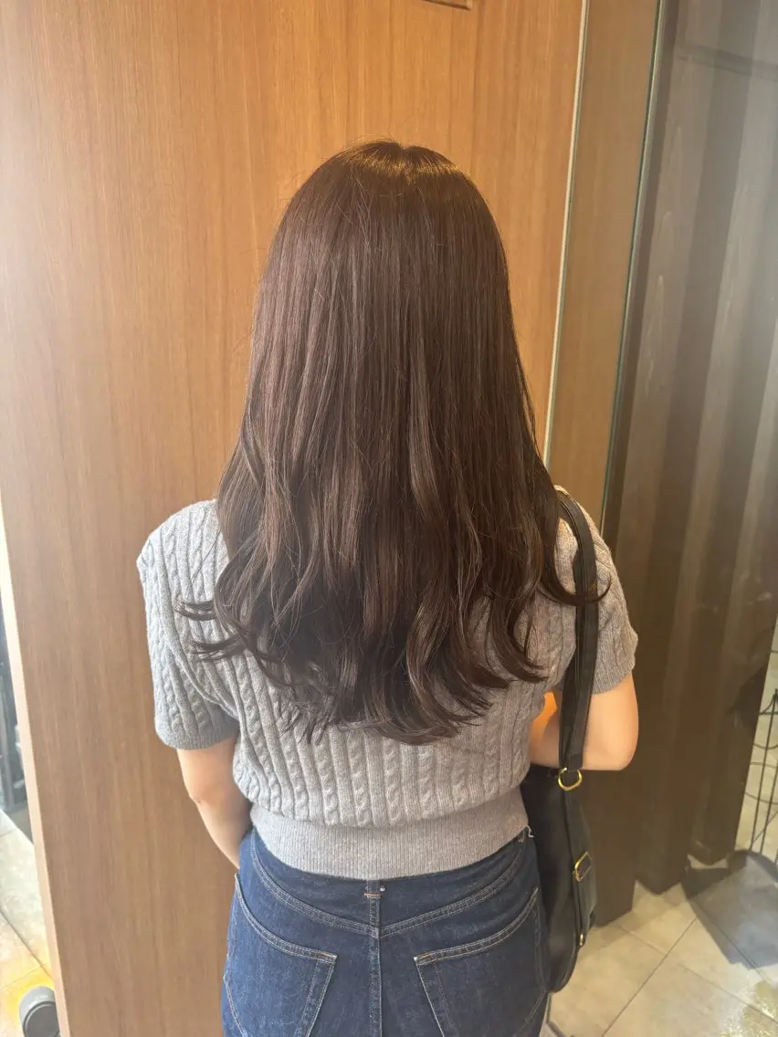 ロング カラー ベージュカラー オリーブベージュ ヘアカラー デザインカラー/ オダセイナのヘアスタイル