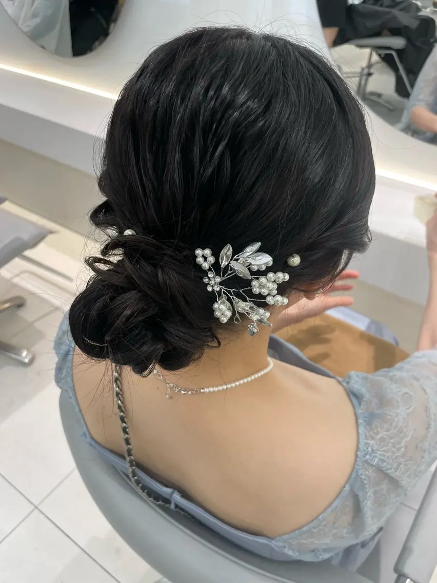 ヘアアレンジ 結婚式・ブライダル ヘアセット ヘアセット🎀耳つぼ 👂💎MONAMIのヘアスタイル