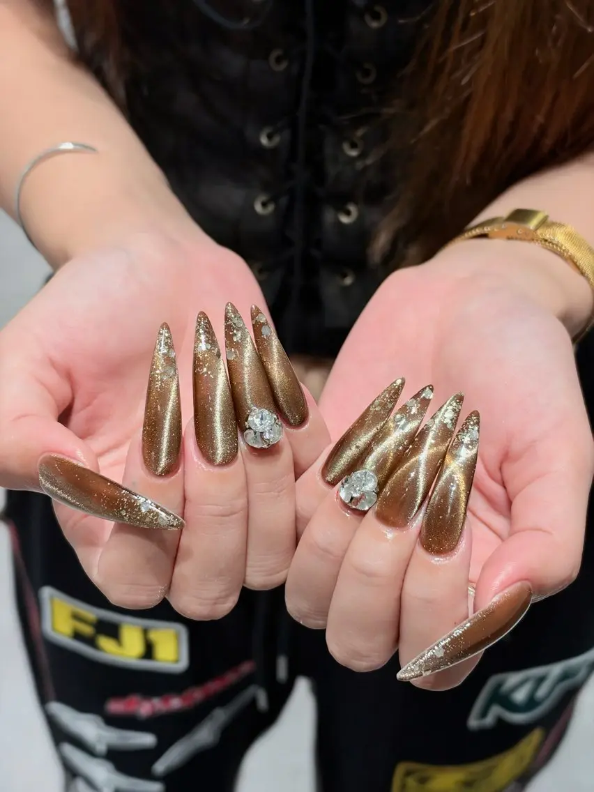 ネイル チークネイル ドット フレンチネイル グラデーション ハート ハンドネイル Julli NailStudioのネイルデザイン