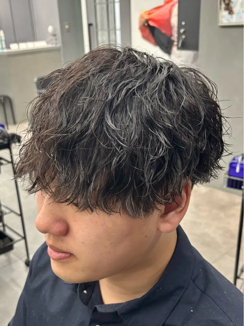 パーマ メンズ メンズパーマ カット パーマ 【ØVARL】🦁 メンズパーマ/レオのヘアスタイル