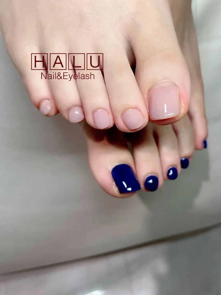 ネイル ネイビー HALU ハルのネイルデザイン