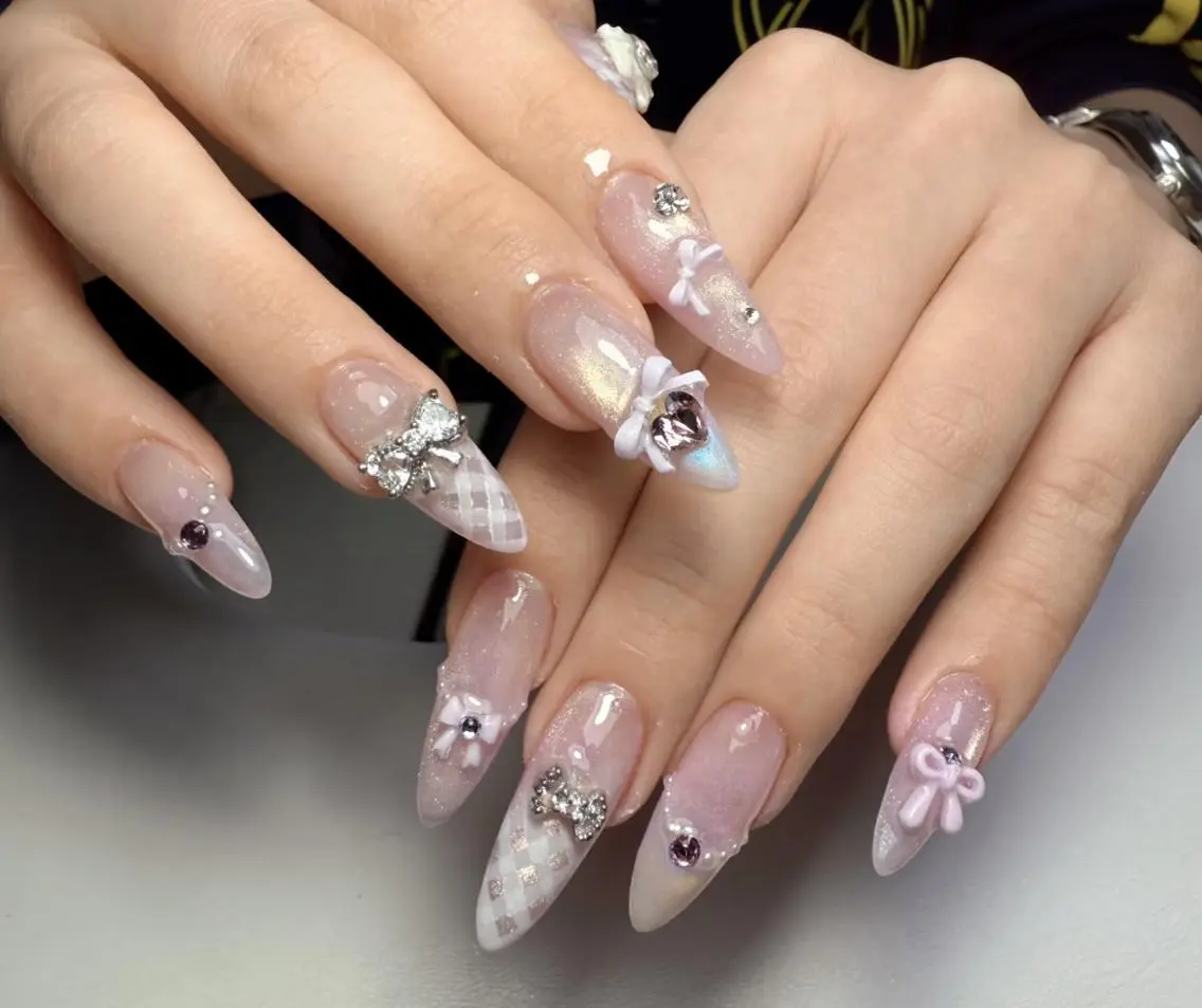 ネイル ハンドネイル 🎀 NaNa_nailのネイルデザイン