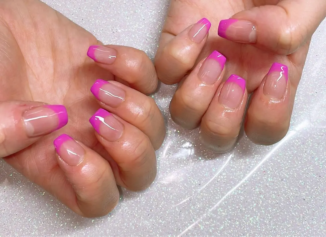 ネイル ハンドネイル VIERU 🌈🎀💖のネイルデザイン