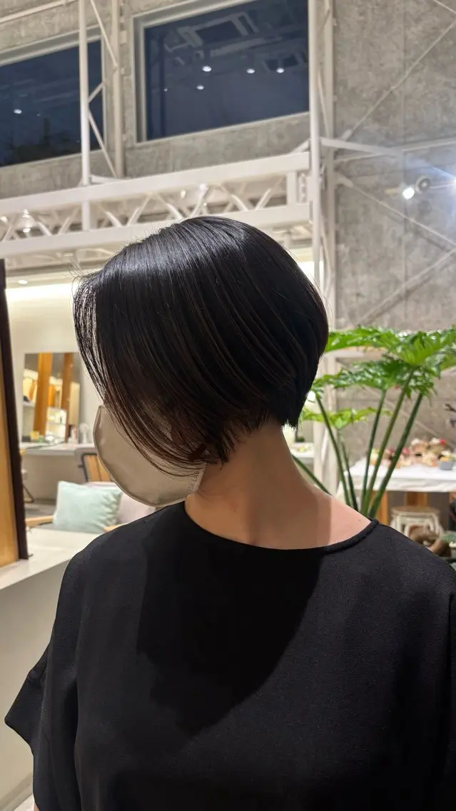 ショート カット TEMIL HAIR 彩香のヘアスタイル