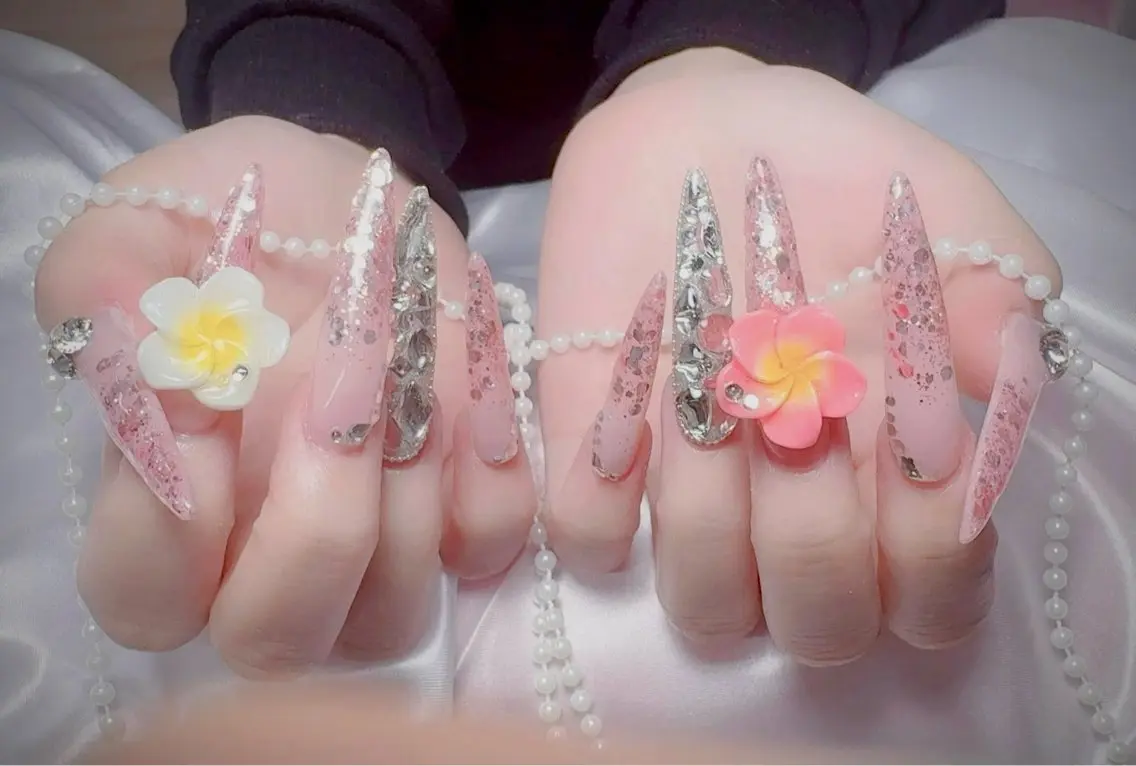 ネイル グラデーション 韓国ネイル マグネットネイル ニュアンスネイル オフィスネイル ハンドネイル Hana Rose Nailのネイルデザイン