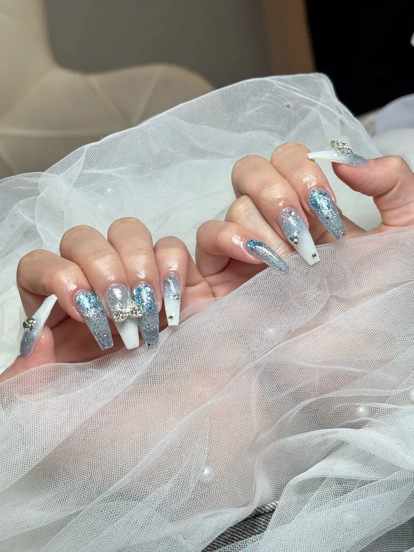 ネイル キラキラネイル 韓国ネイル マグネットネイル 夏ネイル ワンホンネイル ハンドネイル Sully Nail Labのネイルデザイン