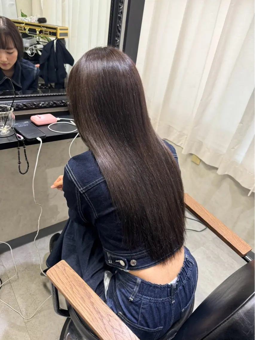 ロング カラー 安田 愛琉のヘアスタイル