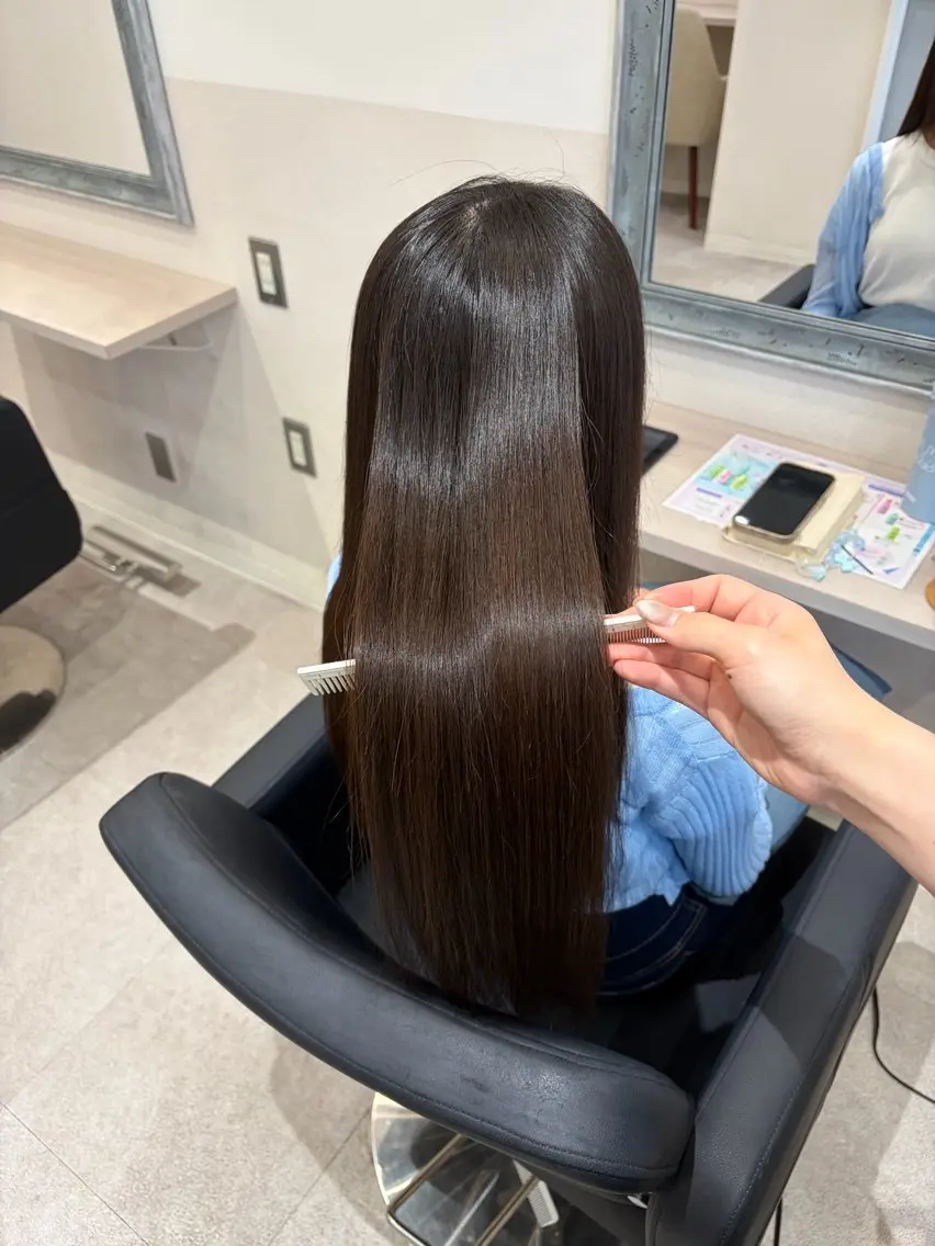 ロング カット 縮毛矯正 堤　葵生/透明感カラ ー/髪質改善縮毛矯正のヘアスタイル