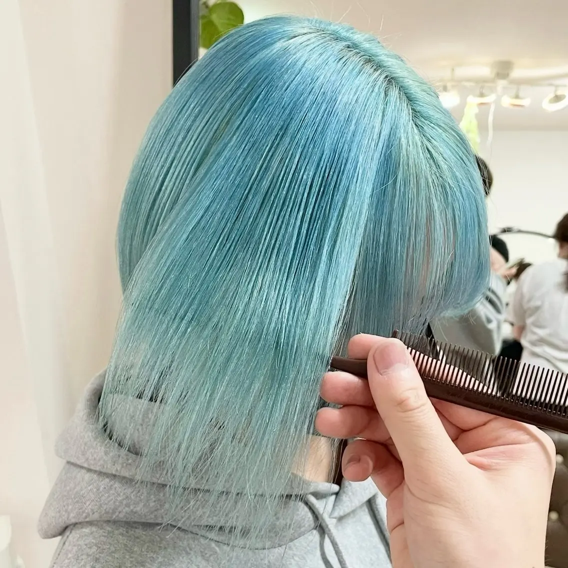 ショート カラー ブリーチ ヘアカラー オザキクウガ/ ブリーチ/髪質改善のヘアスタイル