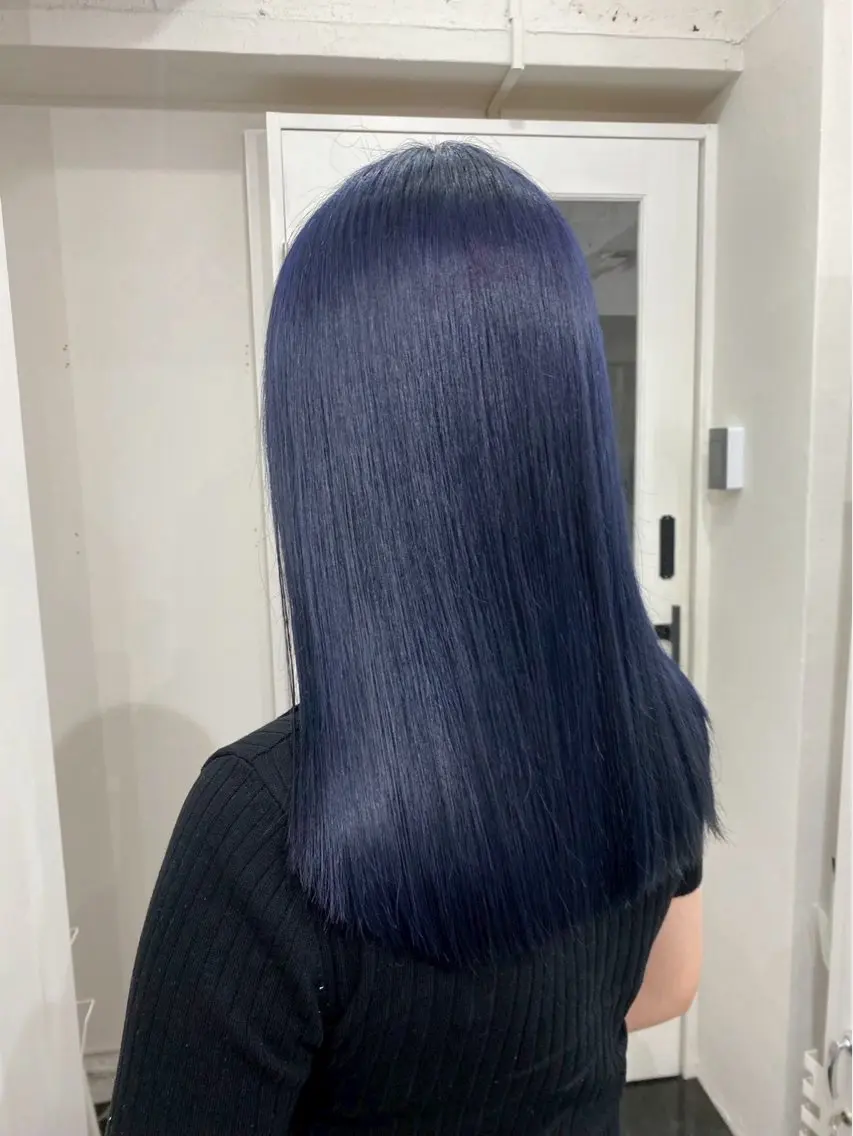 🩵【透け感◎】ブルーブラックワンカラー +艶トリートメント💙の写真