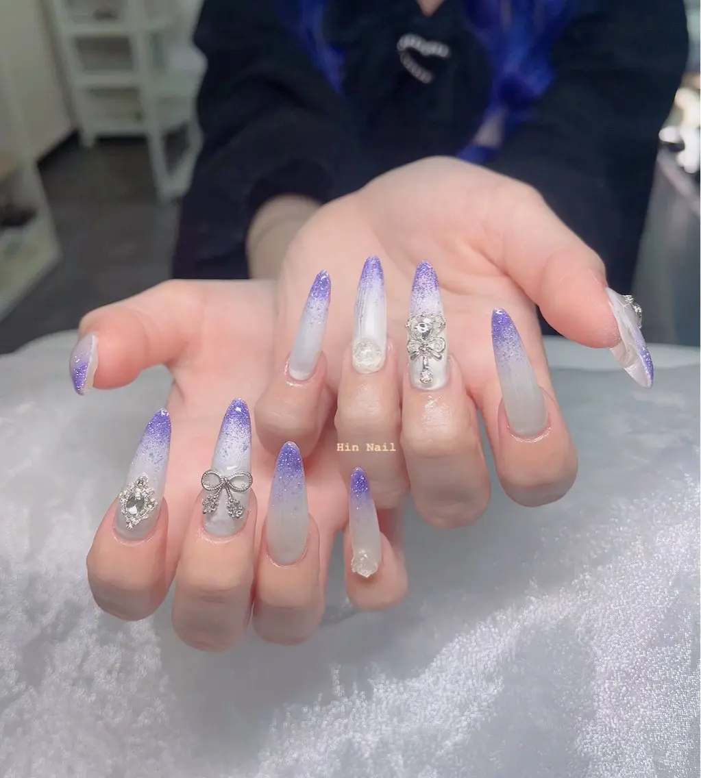ネイル ハンドネイル HIN NAILのネイルデザイン