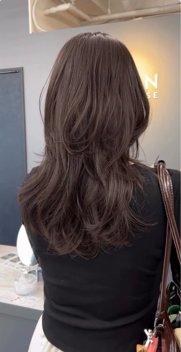 カラー 楠 彩乃のヘアスタイル