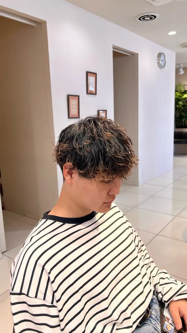 パーマ メンズ メンズパーマ ツイストスパイラルパーマ スパイラルパーマ メンズカット/メンズ パーマ/田端悠哉のヘアスタイル