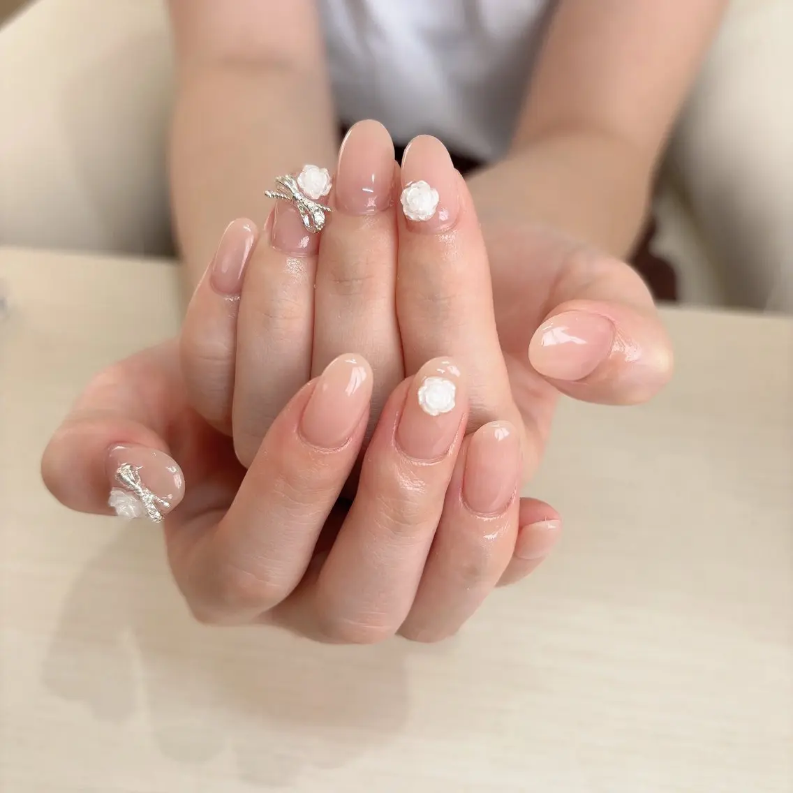 ネイル ワンカラーネイル リボン ハンドネイル beautiful meみくのネイルデザイン