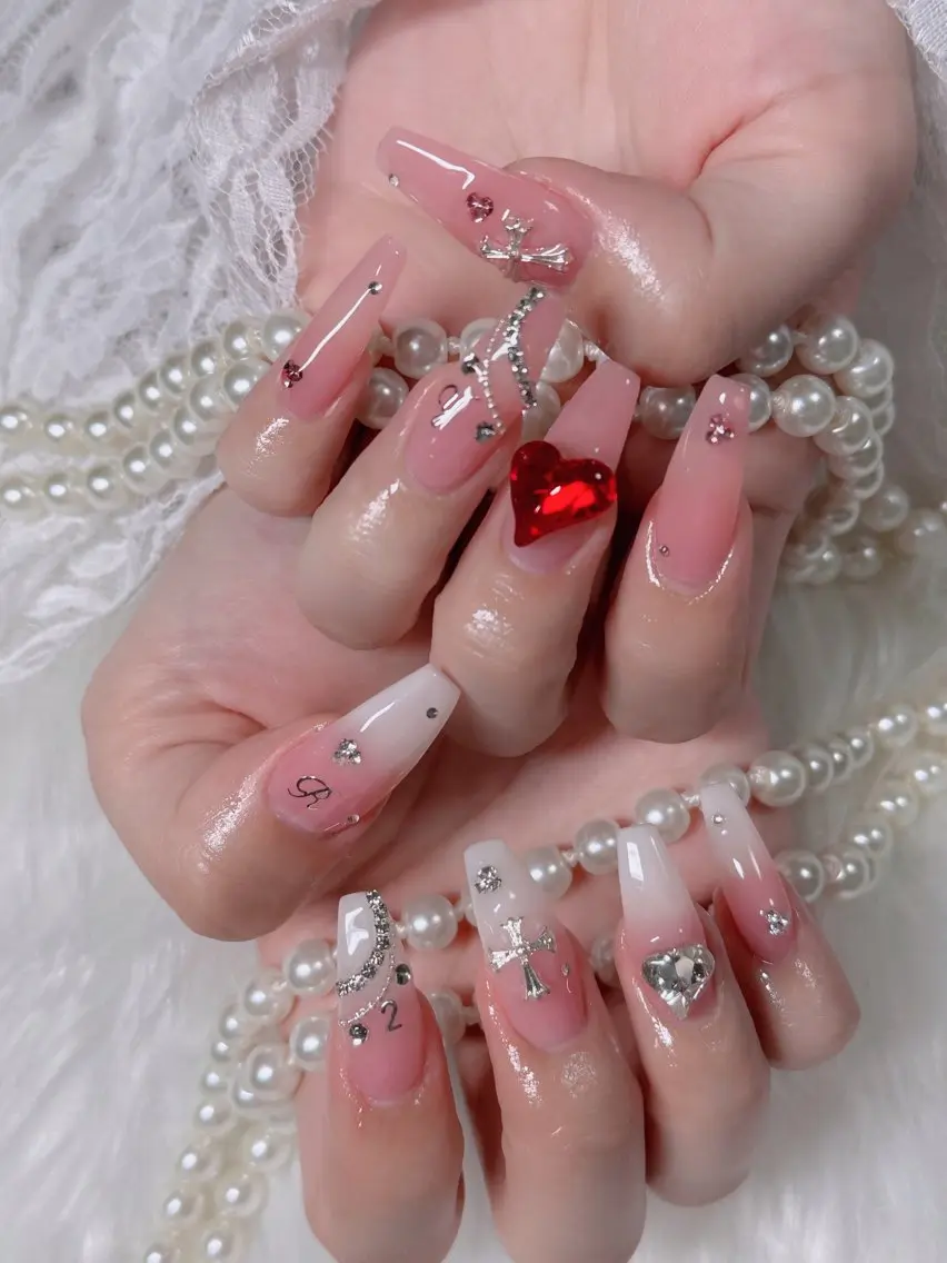 ネイル フレンチネイル ジェルネイル ハロウィン キラキラネイル 韓国ネイル ハンドネイル H.baby Nail Salonのネイルデザイン
