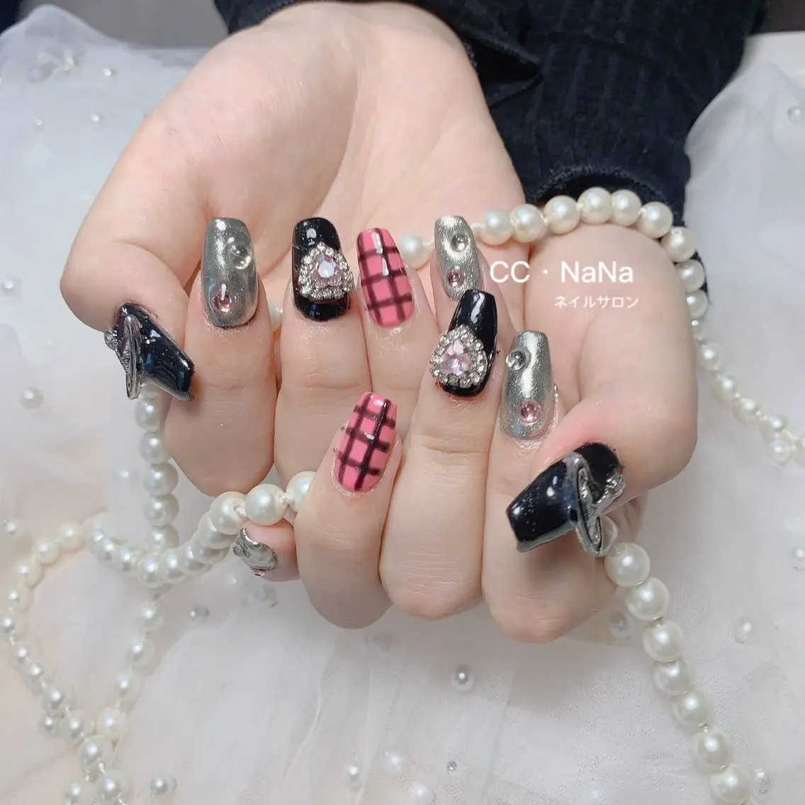 ネイル ハンドネイル 💎CC・NaNa 韓国風ネイル🌙Cのネイルデザイン