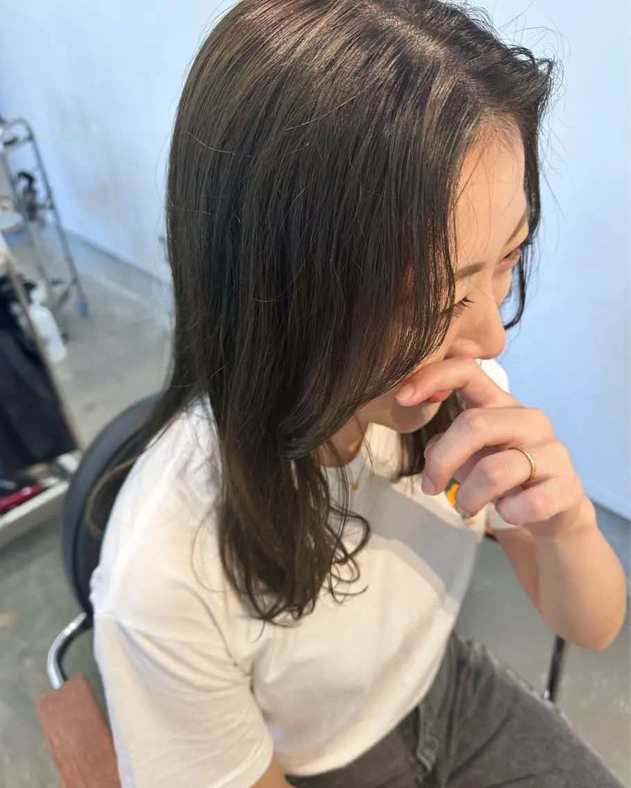 セミロング 南 星来のヘアスタイル