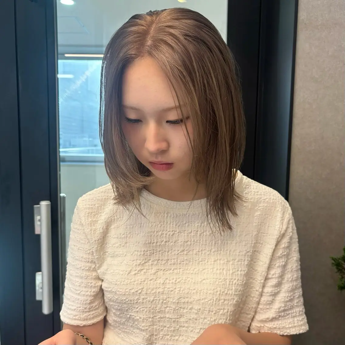 ミディアム カラー アヤカ foto 武蔵小杉のヘアスタイル