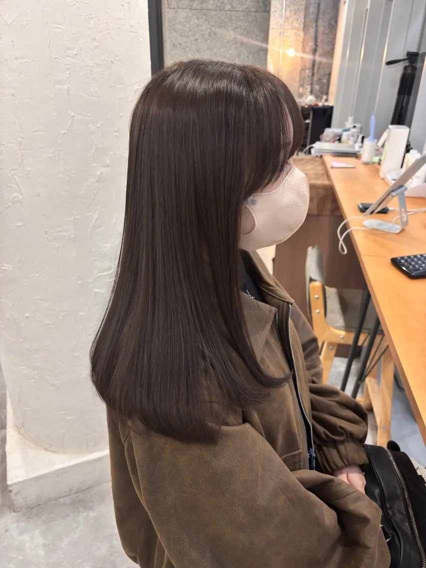 セミロング ヘアカラー トリートメント leben serikaのヘアスタイル